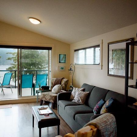 Fish Tales Cottage Port Renfrew Exterior photo